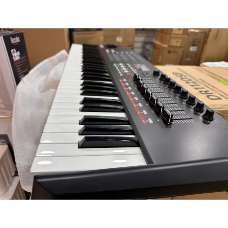 AKAI Professional MPK 261
